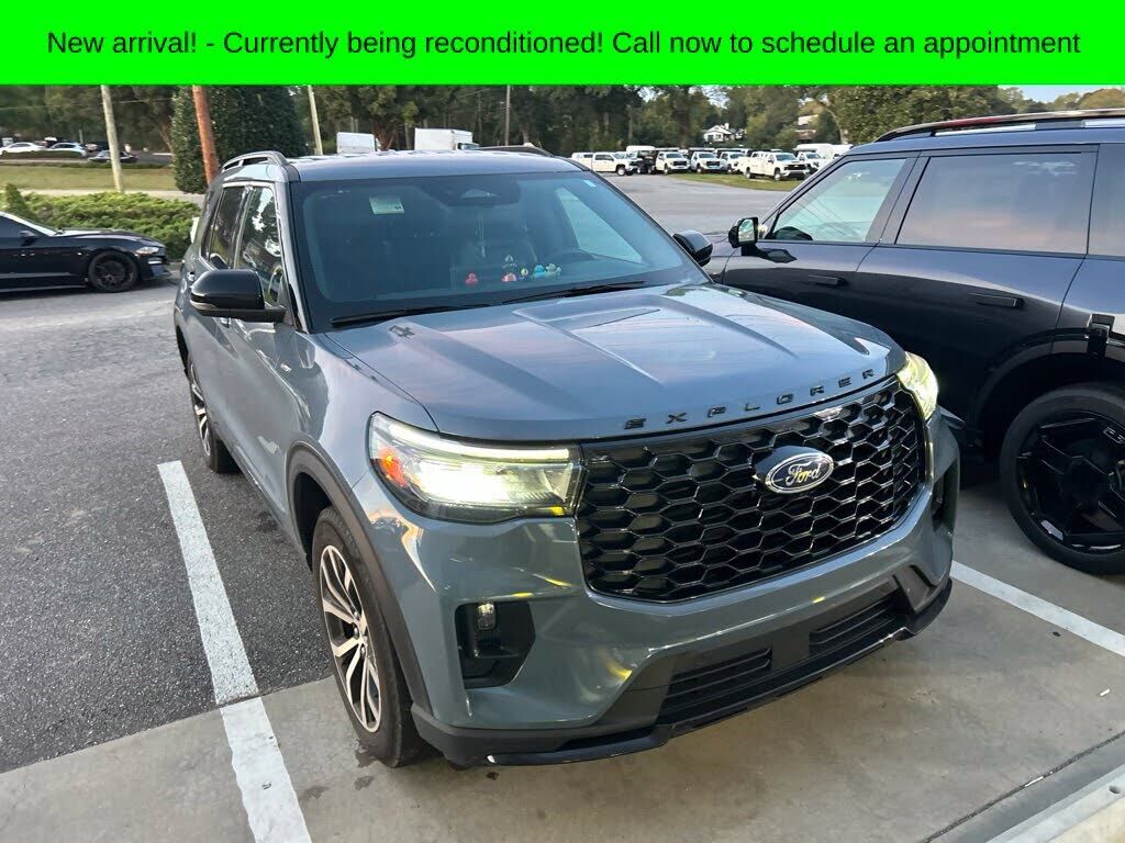 2025 FORD Explorer