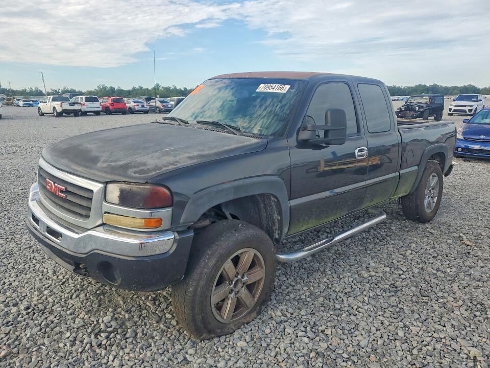 2005 GMC Sierra