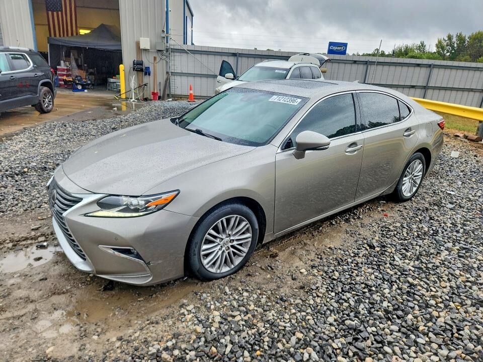 2017 LEXUS ES