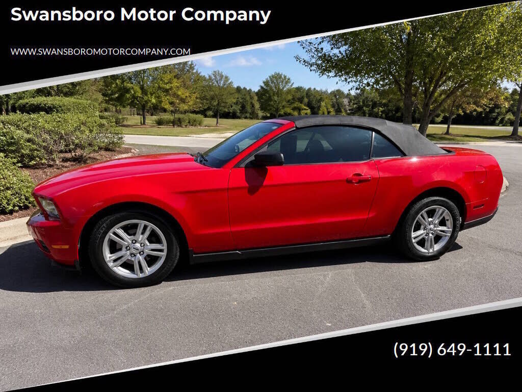 2010 FORD Mustang