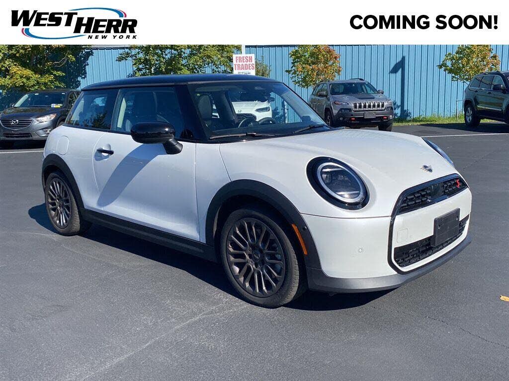 2025 MINI Hardtop