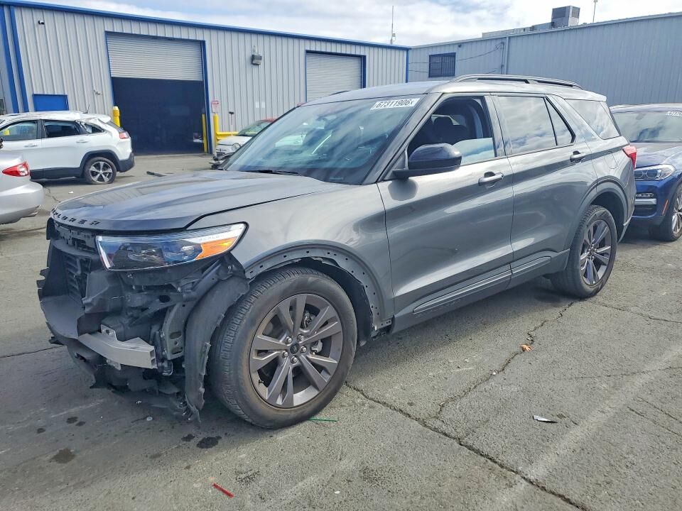 2023 FORD Explorer