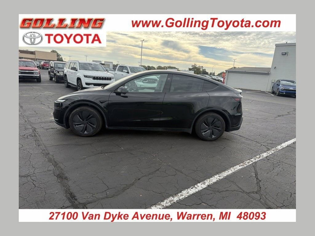 2026 TESLA Model Y