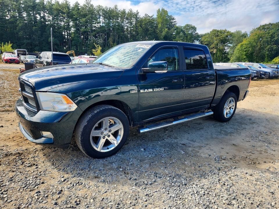2011 DODGE Ram
