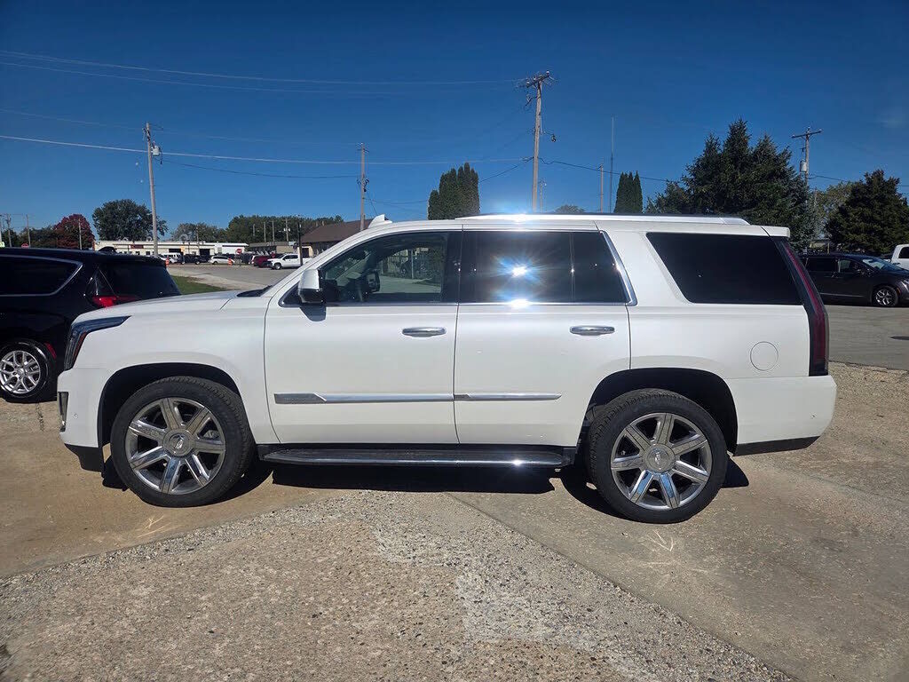 2018 CADILLAC Escalade