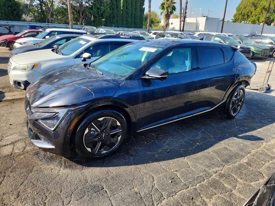 2025 KIA EV6