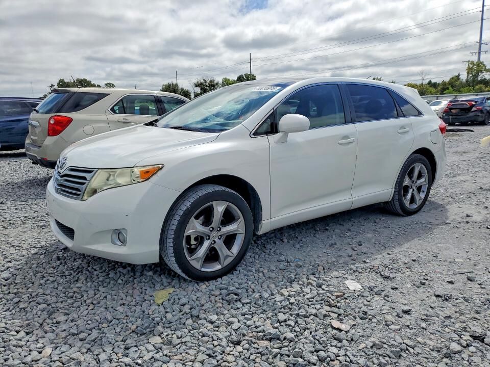 2011 TOYOTA Venza