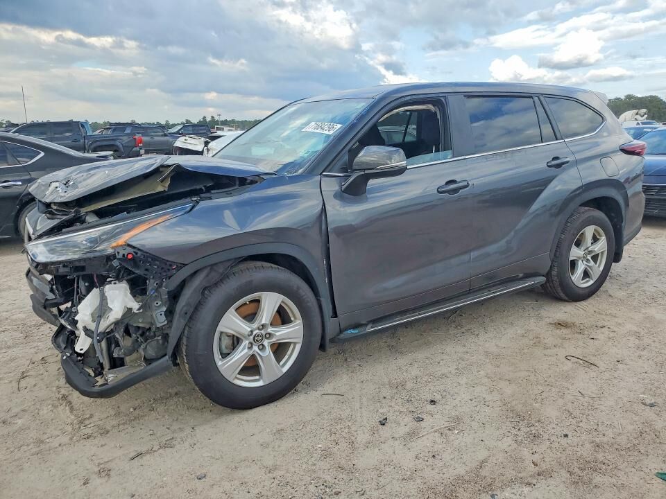 2025 TOYOTA Highlander