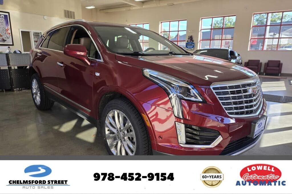 2017 CADILLAC XT5