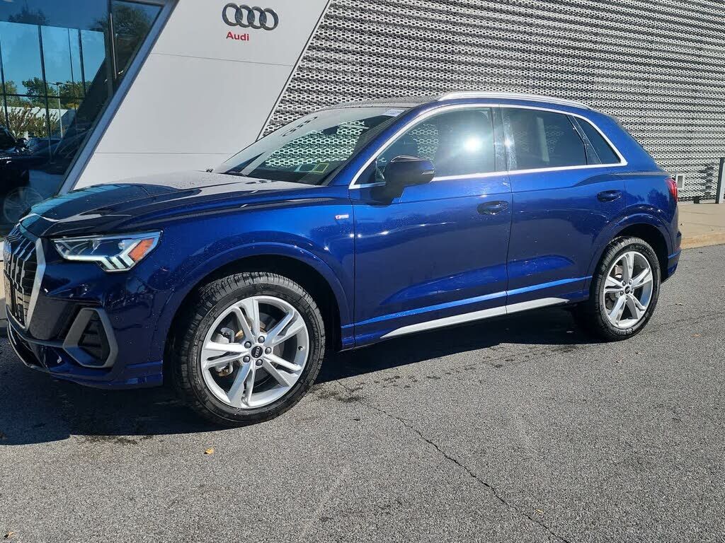 2024 AUDI Q3