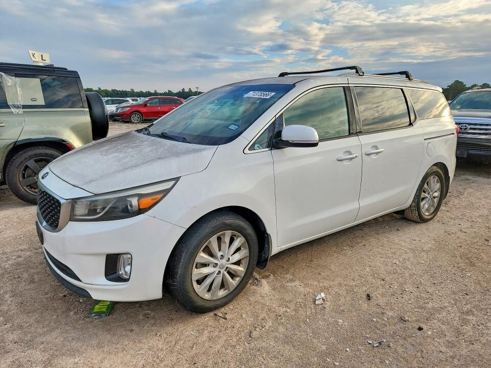 2016 KIA Sedona