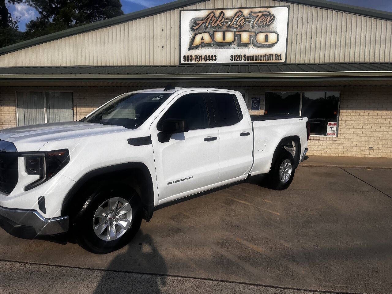 2024 GMC Sierra