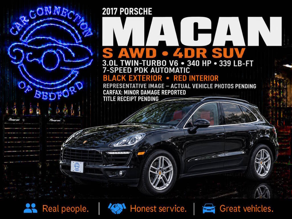 2017 PORSCHE Macan