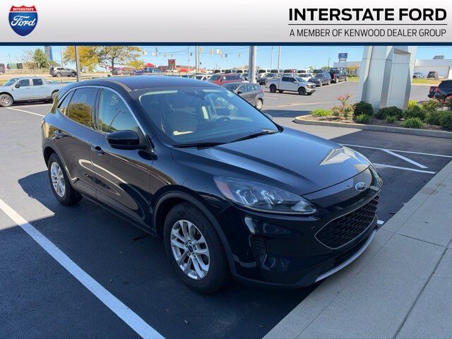 2021 FORD Escape