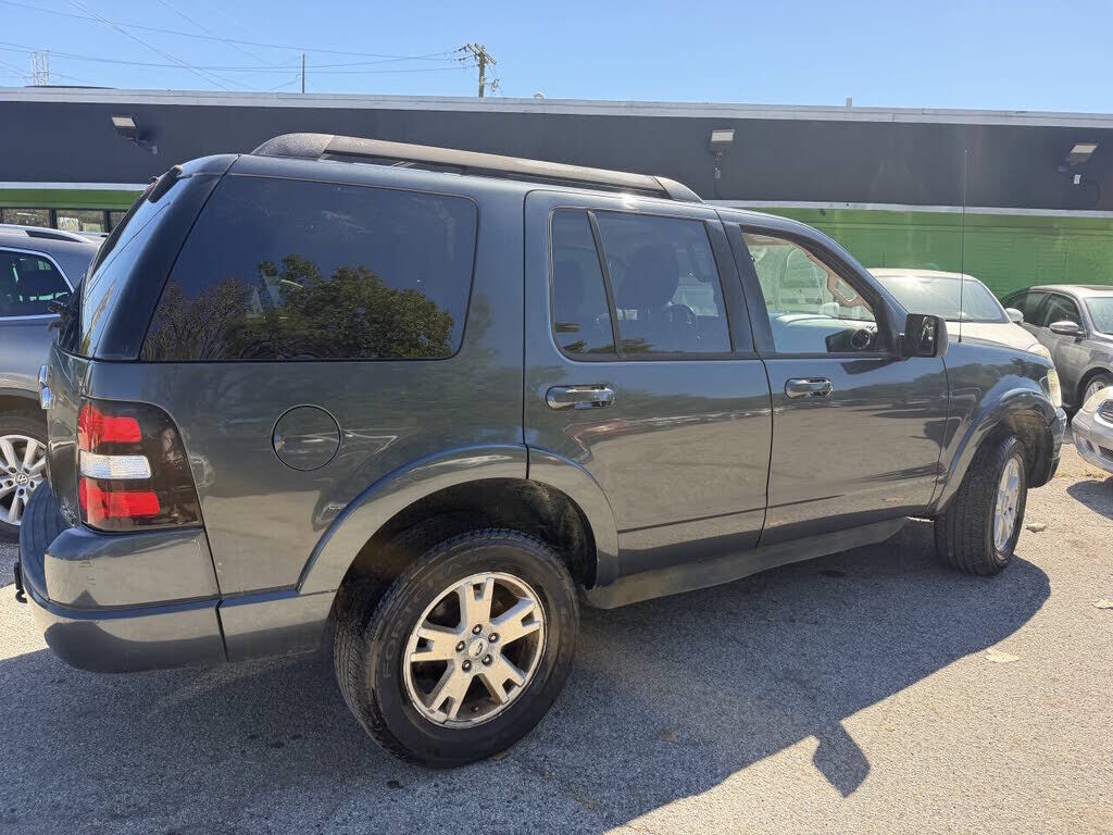 2010 FORD Explorer