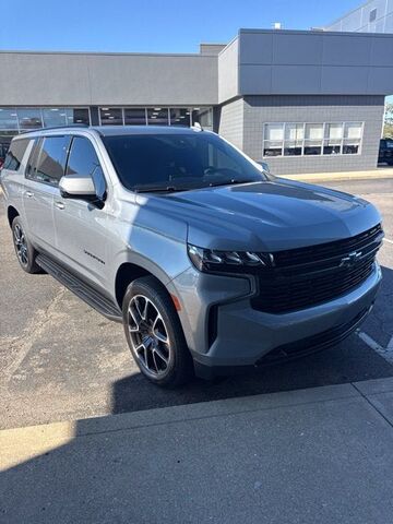 2023 CHEVROLET Suburban