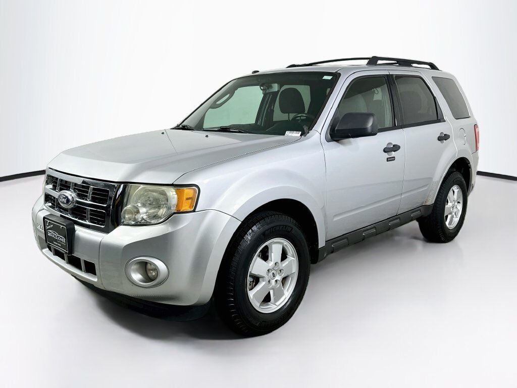 2011 FORD Escape