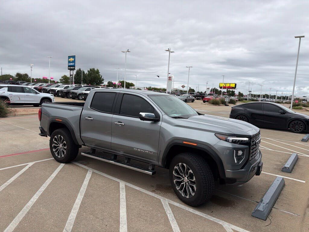 2025 GMC Canyon