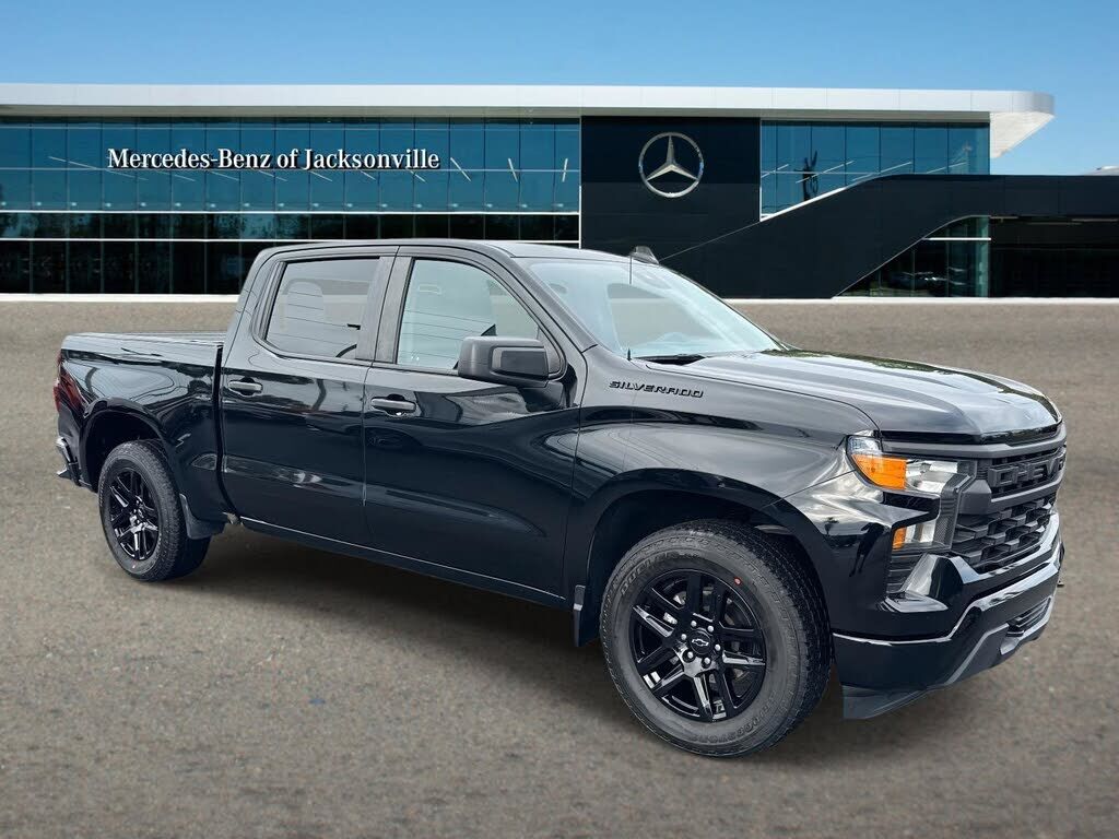 2023 CHEVROLET Silverado