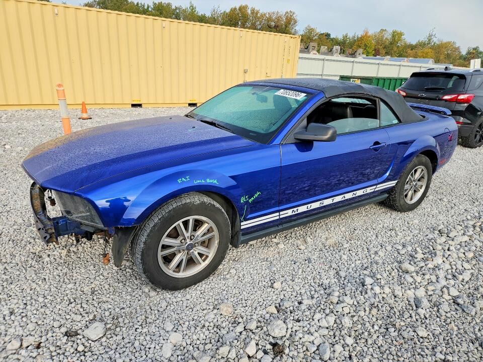 2005 FORD Mustang