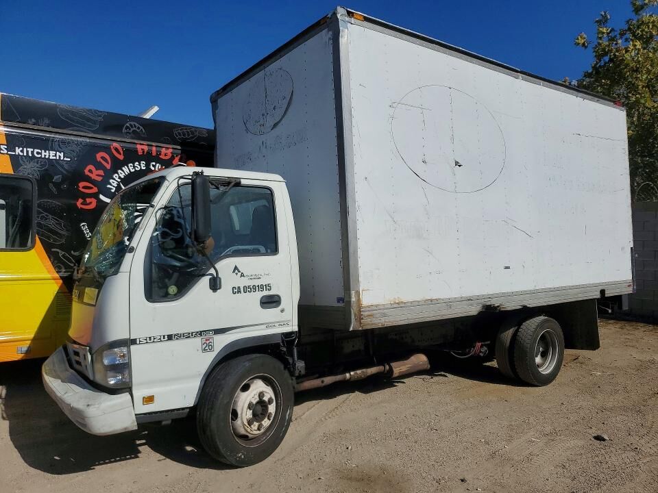 2006 ISUZU NPR