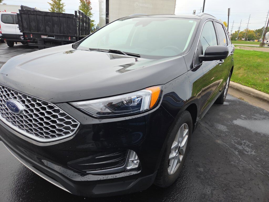 2024 FORD Edge