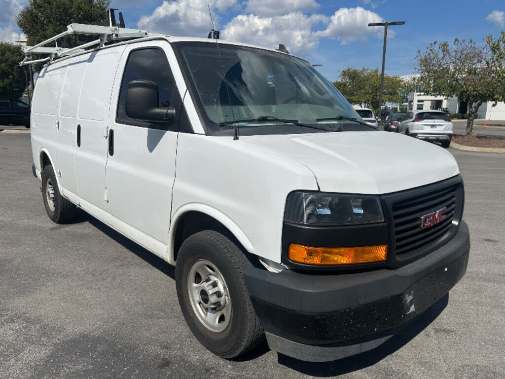 2023 GMC Savana