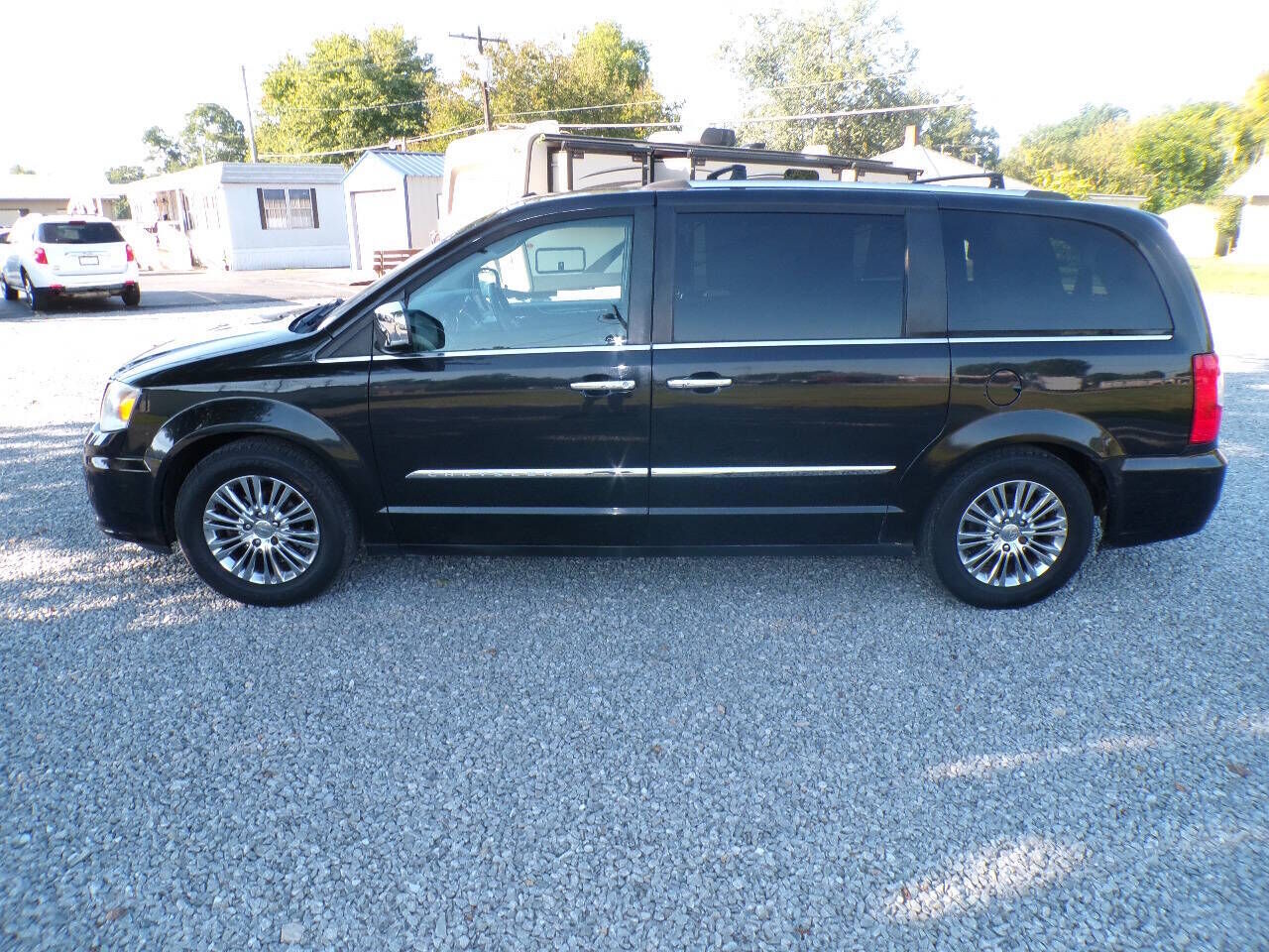 2011 CHRYSLER Town and Country