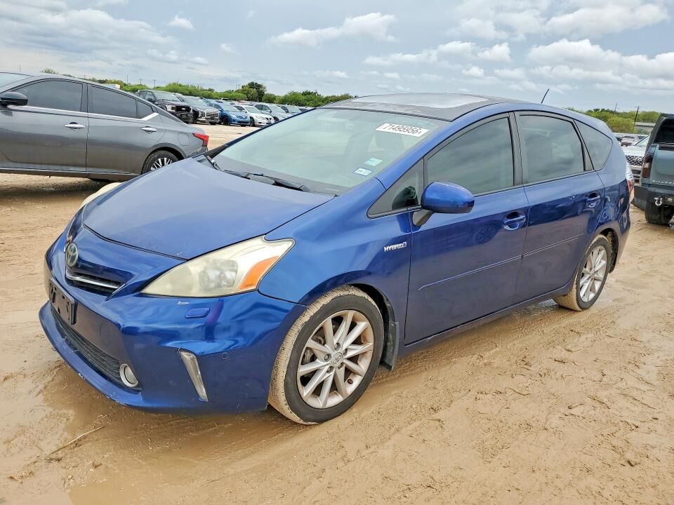 2013 TOYOTA Prius