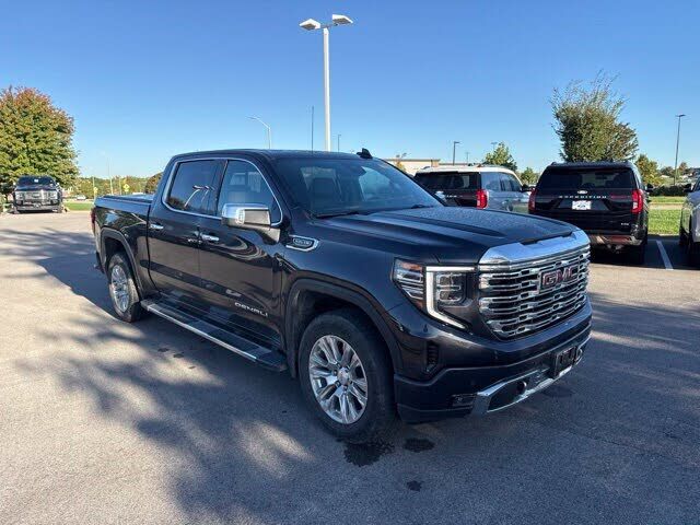 2023 GMC Sierra