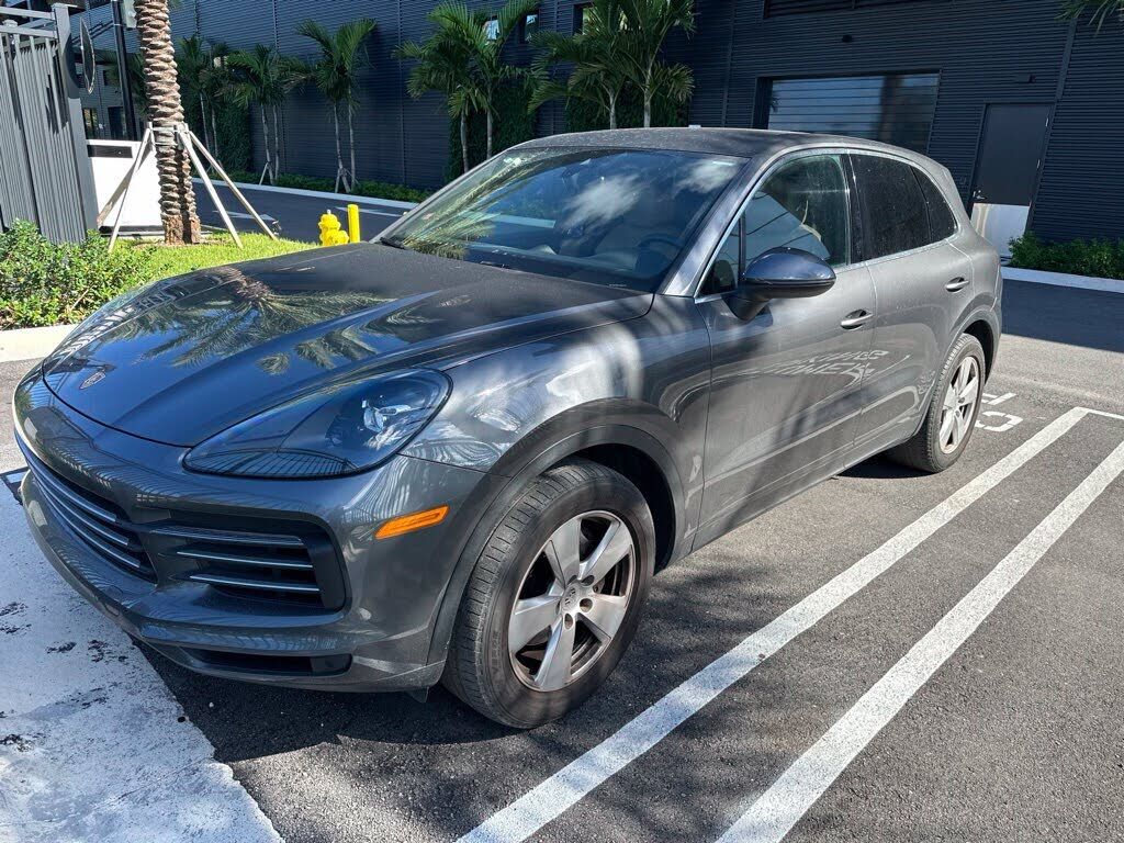 2020 PORSCHE Cayenne