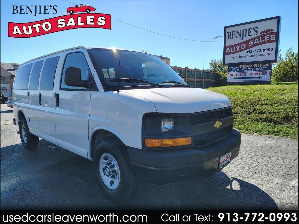 2013 CHEVROLET Express