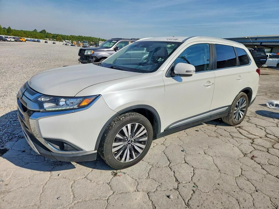 2020 MITSUBISHI Outlander