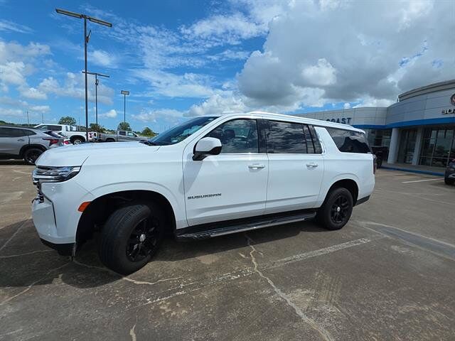 2023 CHEVROLET Suburban