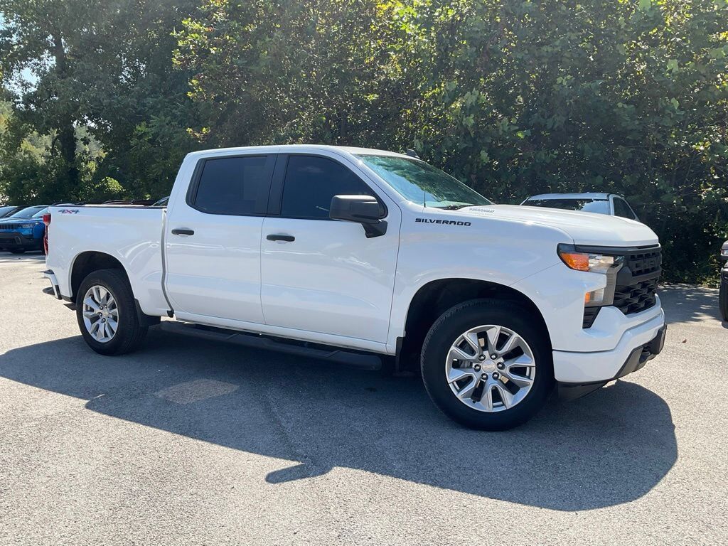 2024 CHEVROLET Silverado