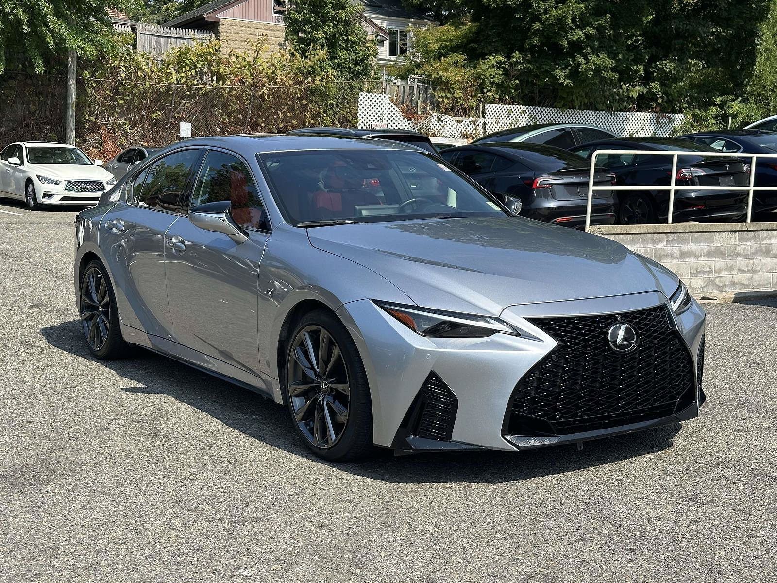 2023 LEXUS IS