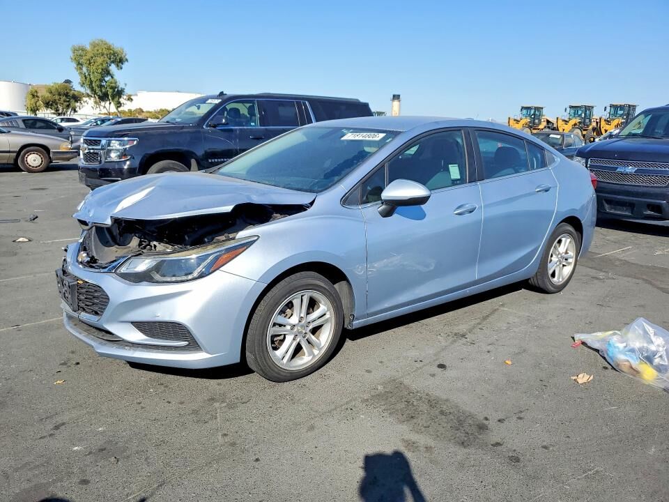 2018 CHEVROLET Cruze
