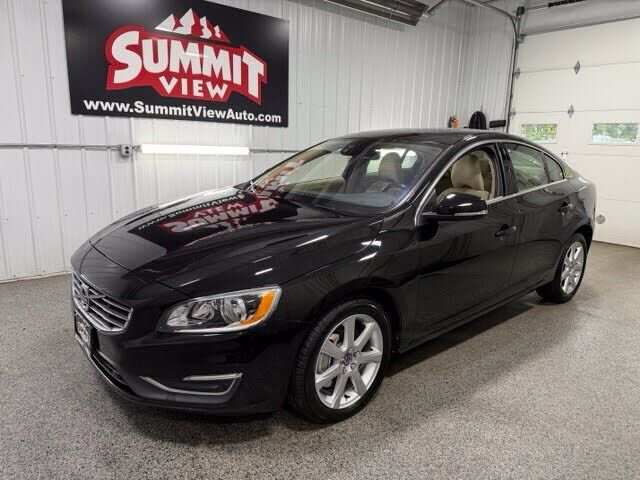 2016 VOLVO S60
