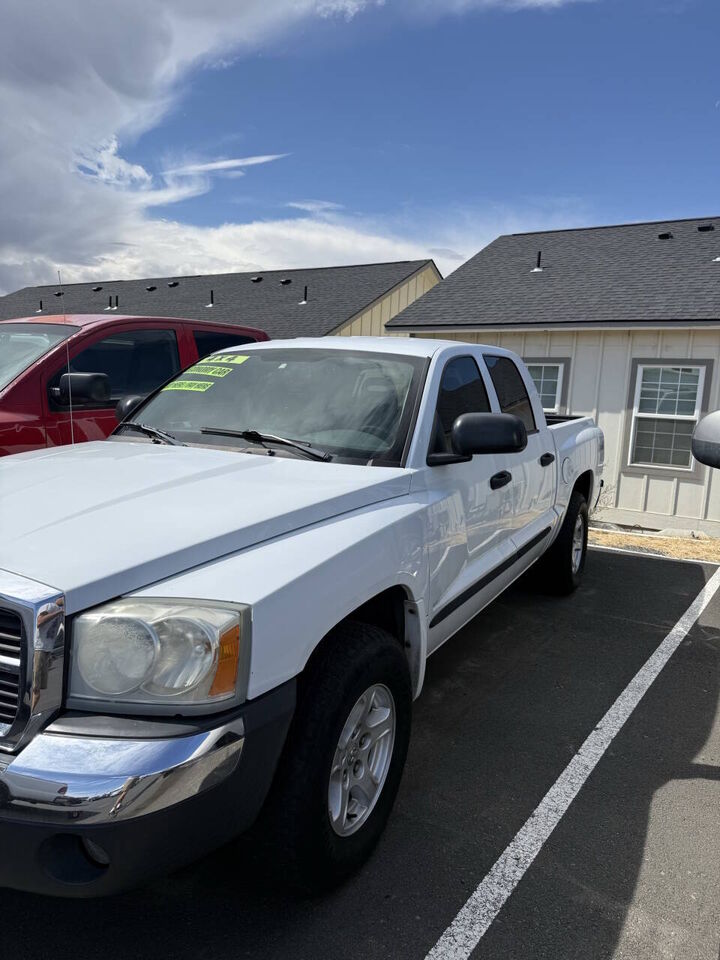 2005 DODGE Dakota