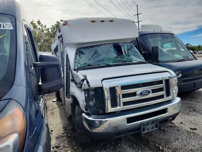 2017 FORD E-350