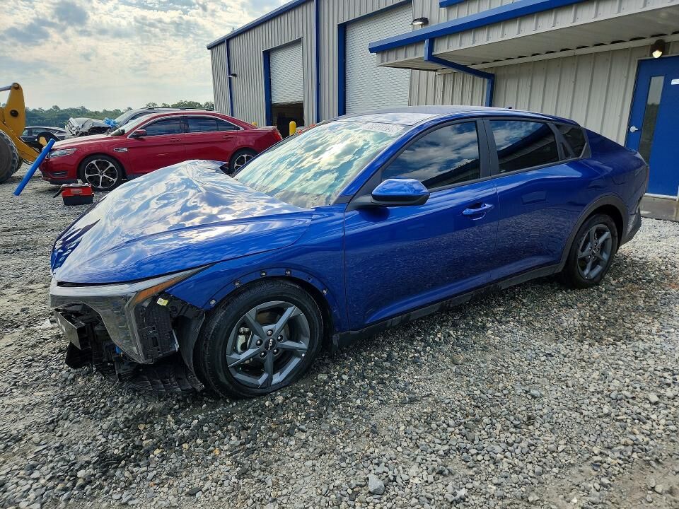 2025 KIA K4