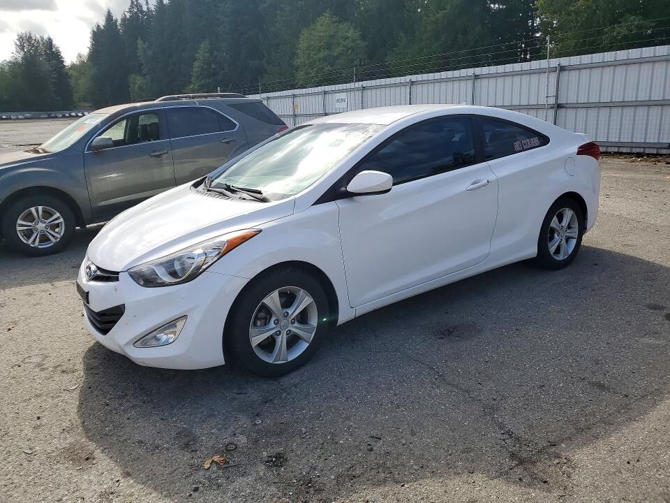 2013 HYUNDAI Elantra