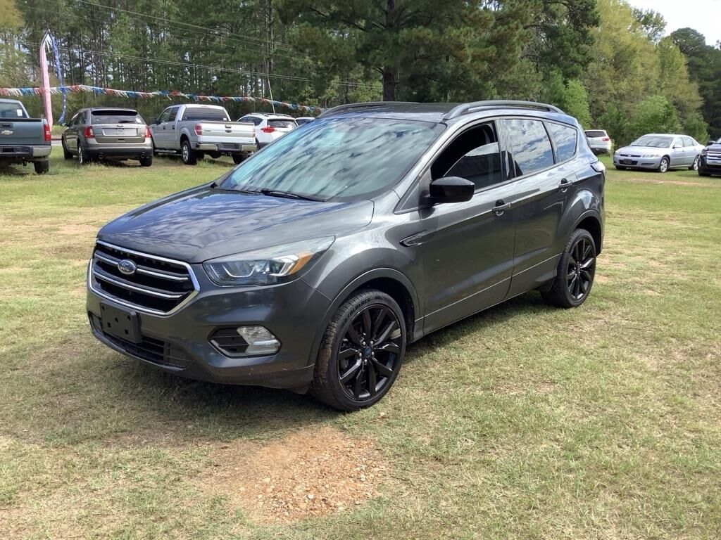 2017 FORD Escape