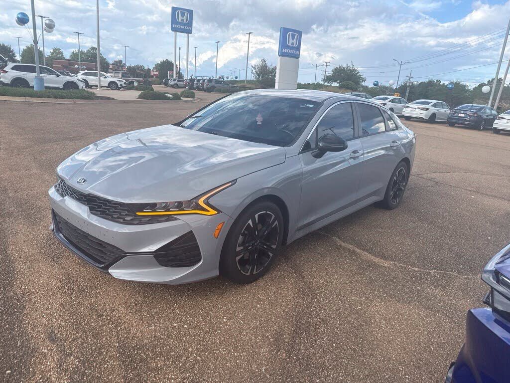 2021 KIA K5