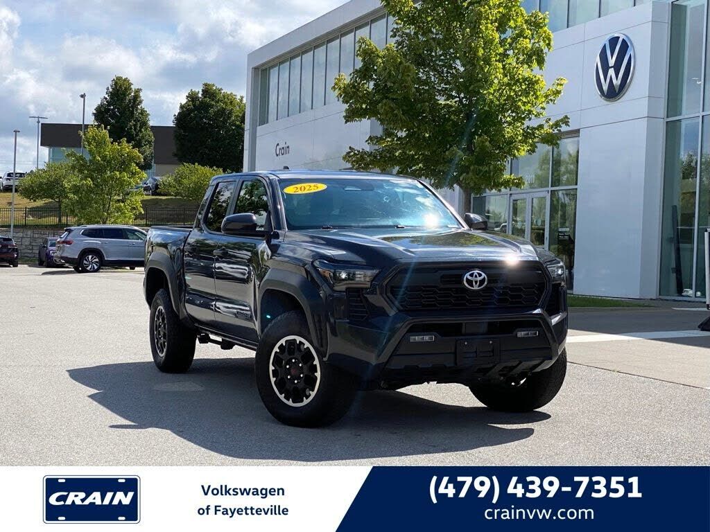 2025 TOYOTA Tacoma