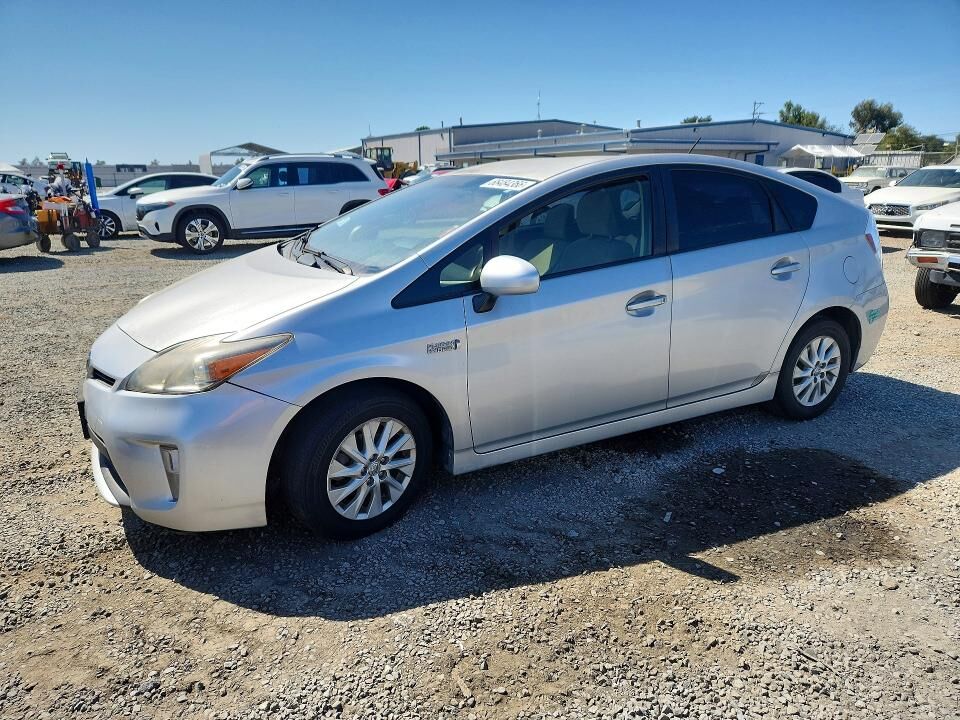 2015 TOYOTA Prius