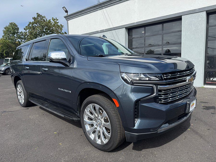 2021 CHEVROLET Suburban