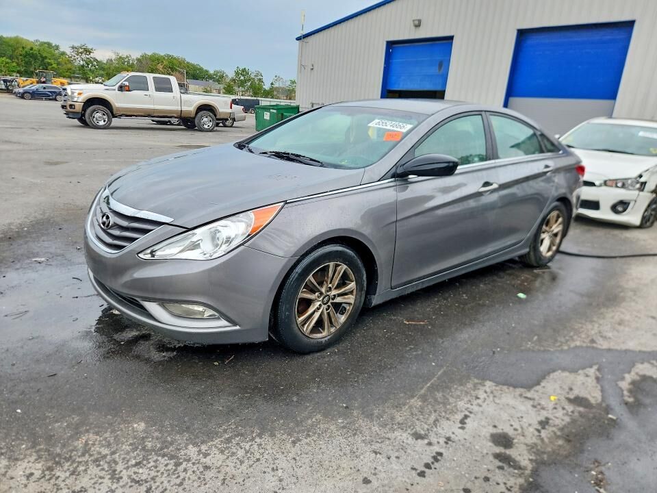 2013 HYUNDAI Sonata