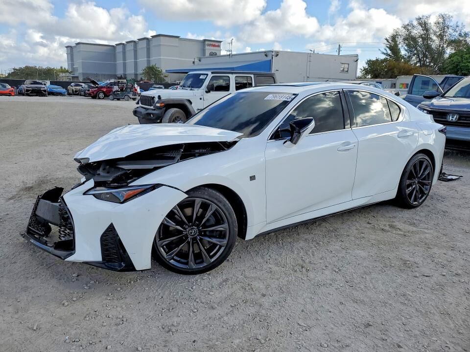 2025 LEXUS IS