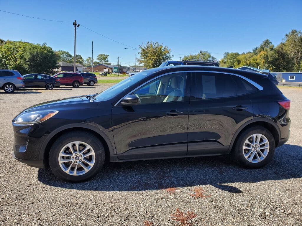 2020 FORD Escape
